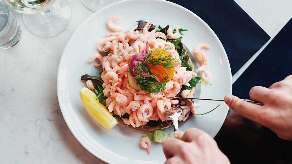king-size-shrimp-sandwich-1024x576